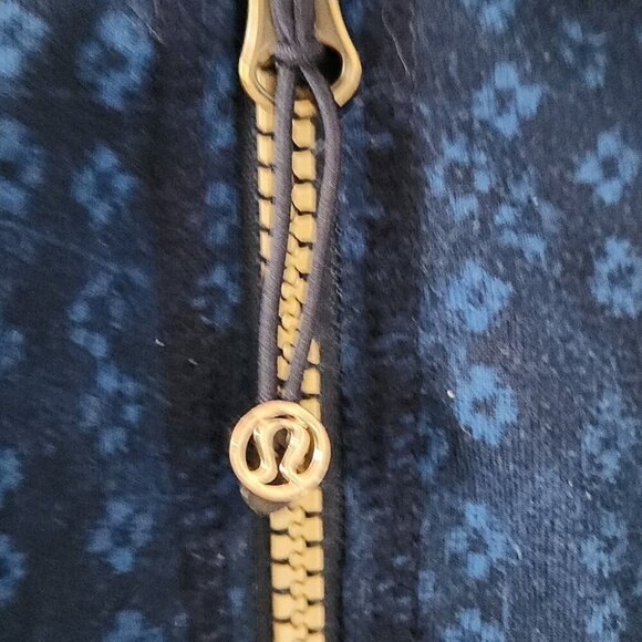 LULULEMON | H'Om Run Jacket SWAG sweatshirt zip up navy sz 2 - Picture 5 of 6